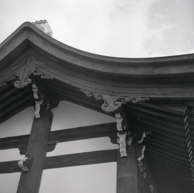 knd_06326(京都府京都市東山区大和大路通四条下る小松町)