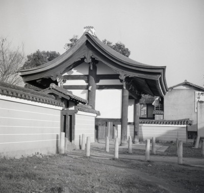 knd_06327(京都府京都市東山区大和大路通四条下る小松町)
