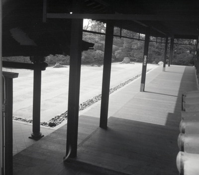 knd_06361(京都府京都市東山区大和大路通四条下る小松町)