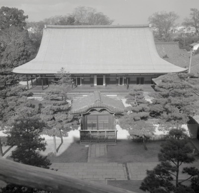 knd_06373(京都府京都市東山区大和大路通四条下る小松町)