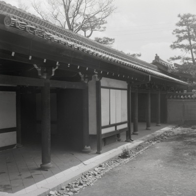 knd_06388(京都府京都市東山区大和大路通四条下る小松町)