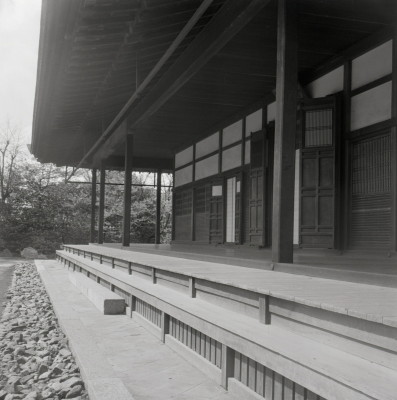 knd_06393(京都府京都市東山区大和大路通四条下る小松町)
