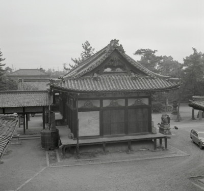 knd_06812(京都府京都市伏見区御香宮門前町１７４)