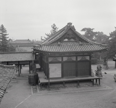 knd_06814(京都府京都市伏見区御香宮門前町１７４)