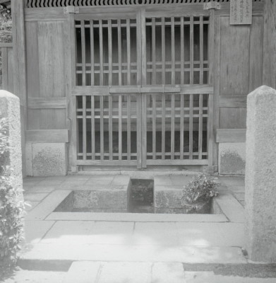 knd_09410(京都府京都市東山区泉涌寺山内町２７)