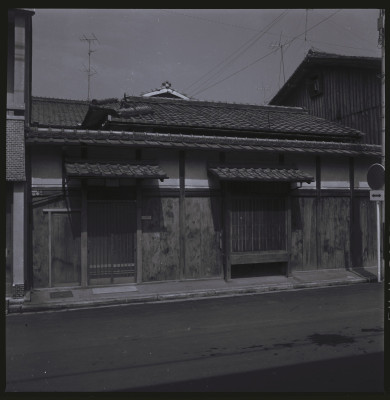 knd_50462(京都府京都市中京区新町通百足屋町３７２)